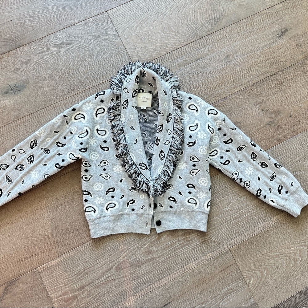 Habitual Girls Gray Patterned Kids Sweater